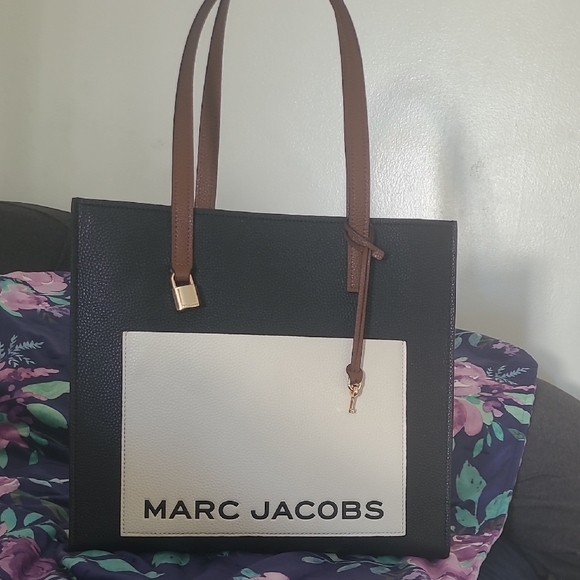 Marc Jacobs Black and Cream Tote with Brown Straps - Picture 1 of 3
